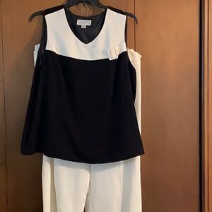 Black and White Sleeveless 2 piece pant set